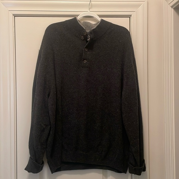 Jos A Bank.  Men’s sweater XXL - Picture 1 of 3